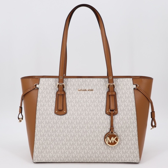 Michael Kors Handbags - Michael Kors Voyager Signature MultiFunction Top Zip Tote Vanilla Acorn Preloved